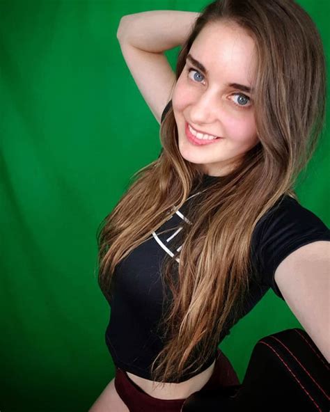 Loserfruit (Kathleen Belsten) DeepFakes Porn Videos